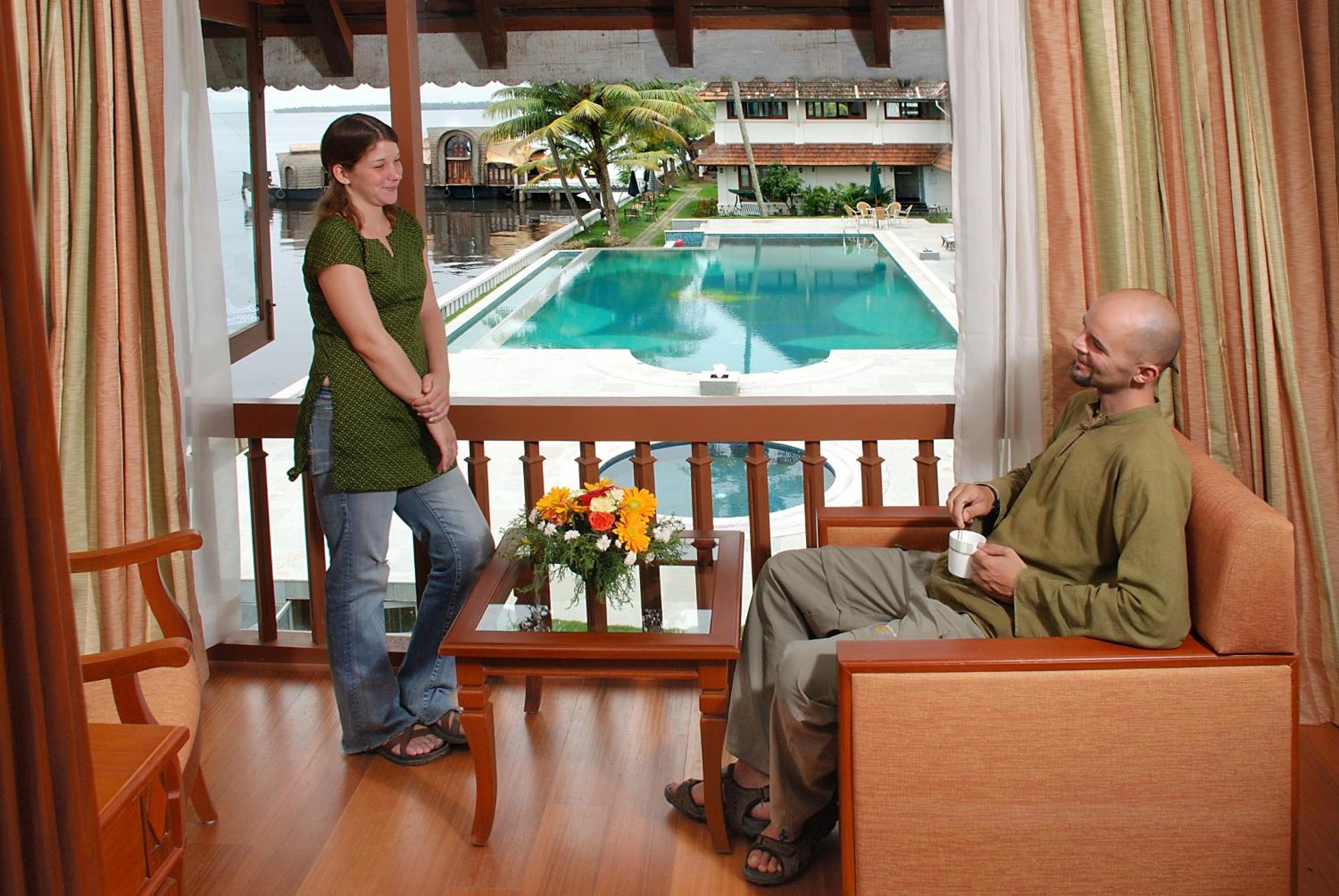 Lemon Tree Vembanad Lake Resort, Kerala Alappuzha Extérieur photo