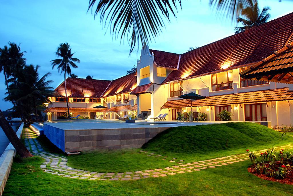 Lemon Tree Vembanad Lake Resort, Kerala Alappuzha Extérieur photo